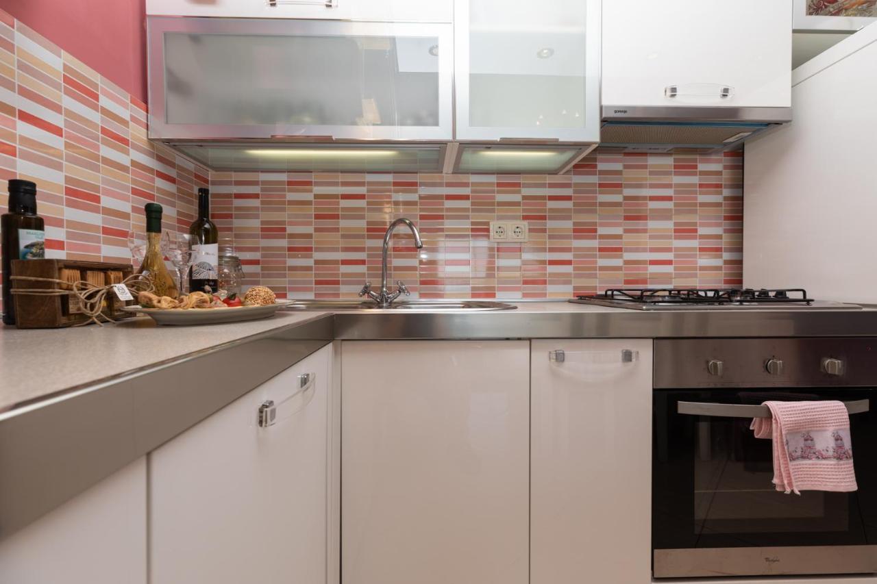 Apartman Monika オミシュ エクステリア 写真