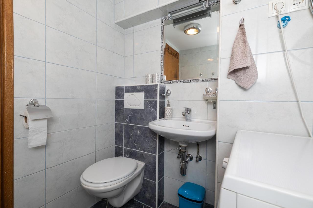 Apartman Monika オミシュ エクステリア 写真